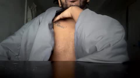 Snapshot of cakezoverfakez chatting on 02-09-26, 10:30 longjohns online show from 02-09-26, 10:30