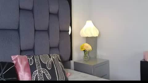 Snapshot of calipso_parisi chatting on 06-10-26, 02:49 Calipso Parisi online show from 06-10-26, 02:49