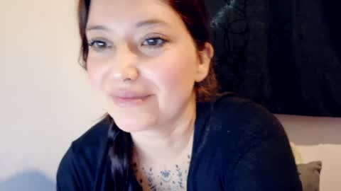 ViCtOriA online show from 05-10-26, 01:27