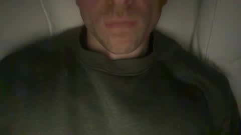 Snapshot of calvinzz chatting on 12-05-25, 04:03 calvinzz online show from 12-05-25, 04:03
