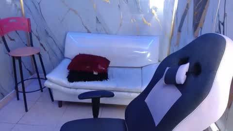 cam_xman online show from 03-03-26, 01:06