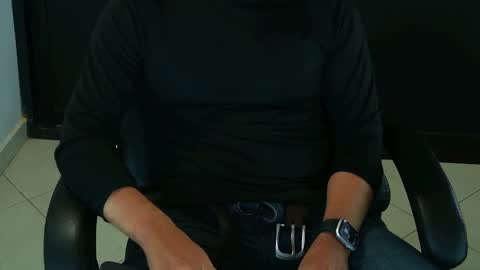 camara110 online show from 02-07-25, 07:27