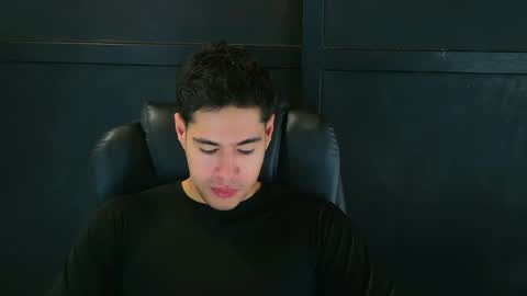 camara110 online show from 02-08-25, 04:36