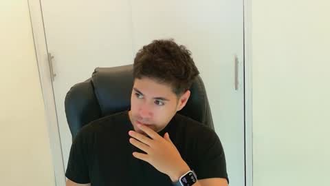 camara110 online show from 12-23-25, 03:59