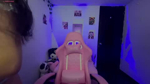 Snapshot of cami_mila99 chatting on 06-22-26, 02:46 CAMI online show from 06-22-26, 02:46