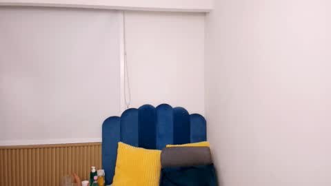 Camila online show from 12-23-25, 01:03