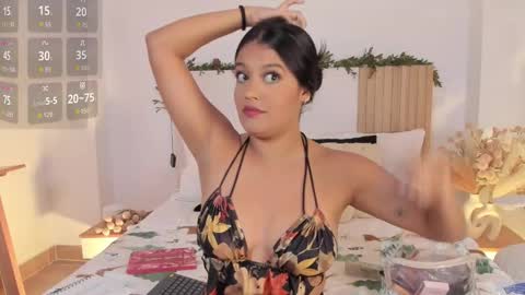 camila_bustamante_ online show from 01-06-26, 04:54