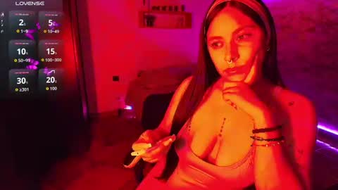 Snapshot of camila_iroose chatting on 07-17-26, 11:31 Camila Roose online show from 07-17-26, 11:31