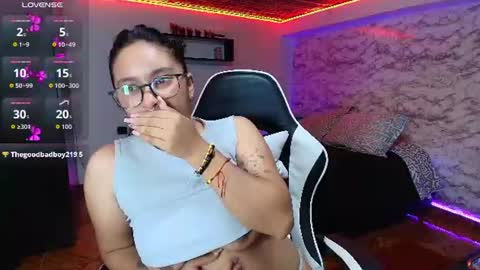 Snapshot of camila_iroose chatting on 07-22-26, 01:36 Camila Roose online show from 07-22-26, 01:36