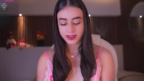 camila_martinez9 online show from 02-18-26, 11:28