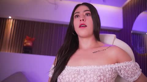 camila_martinez9 online show from 03-09-26, 11:36