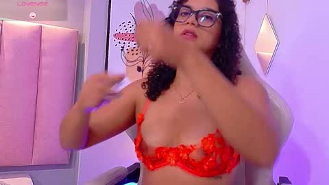 Camila online show from 02-05-26, 01:05