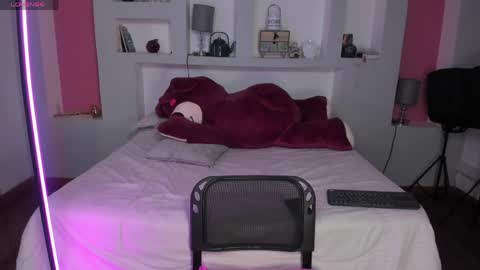 Camila  online show from 04-16-26, 12:28