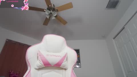 Snapshot of camillacassidy chatting on 02-09-26, 05:44 CamillaCassidy online show from 02-09-26, 05:44