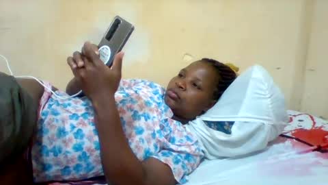 Snapshot of camillah_sweet chatting on 07-07-26, 06:47 camillah_sweet online show from 07-07-26, 06:47
