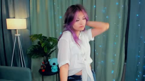 Emily online show from 03-31-26, 05:35