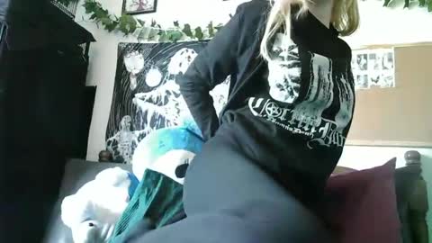 Camille Deville online show from 01-12-25, 11:26