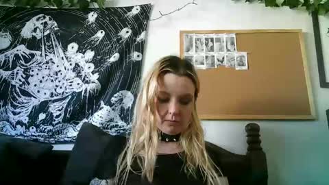 Camille Deville online show from 01-22-25, 12:38