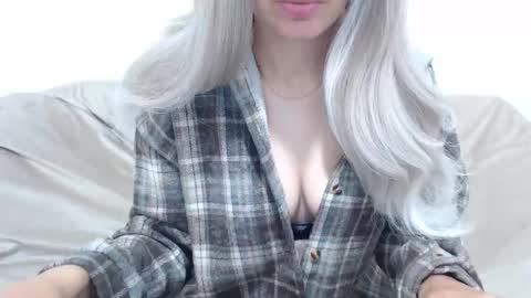 CamilleBunny online show from 05-17-26, 03:15