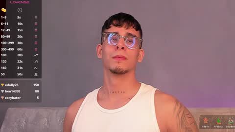 Snapshot of camilo_ospina_ chatting on 01-04-25, 07:03 INDEPENDENT MODEL online show from 01-04-25, 07:03