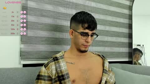 Snapshot of camilo_ospina_ chatting on 01-30-25, 09:25 INDEPENDENT MODEL online show from 01-30-25, 09:25