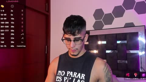 Snapshot of camilo_ospina_ chatting on 02-08-25, 11:24 INDEPENDENT MODEL online show from 02-08-25, 11:24