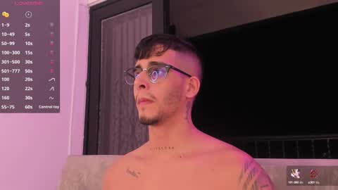 Snapshot of camilo_ospina_ chatting on 02-09-25, 11:57 INDEPENDENT MODEL online show from 02-09-25, 11:57