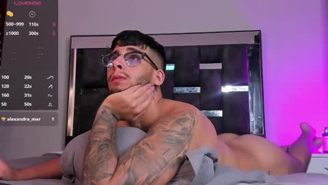 Snapshot of camilo_ospina_ chatting on 02-19-25, 06:11 INDEPENDENT MODEL online show from 02-19-25, 06:11