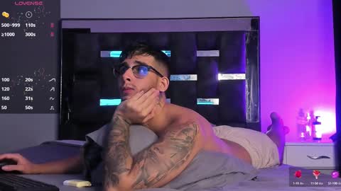 Snapshot of camilo_ospina_ chatting on 03-05-25, 02:46 INDEPENDENT MODEL online show from 03-05-25, 02:46