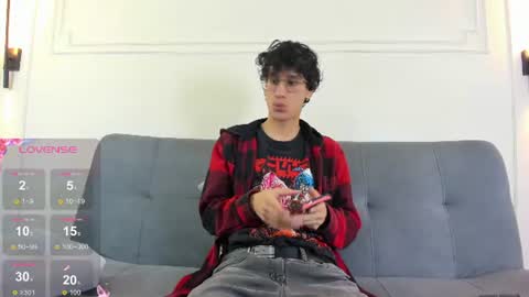 Snapshot of camilo_stark chatting on 06-30-26, 02:56 Camilo online show from 06-30-26, 02:56