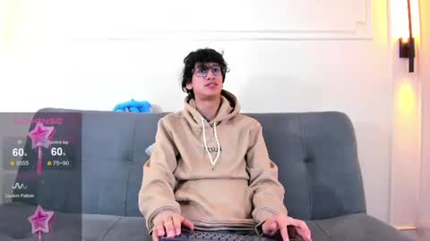 Snapshot of camilo_stark chatting on 07-12-26, 03:08 Camilo online show from 07-12-26, 03:08