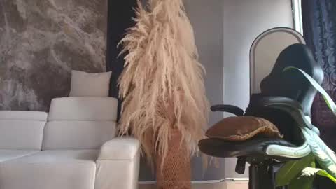 Snapshot of camiloalvarezzz3 chatting on 07-06-26, 01:52 CAMILO online show from 07-06-26, 01:52