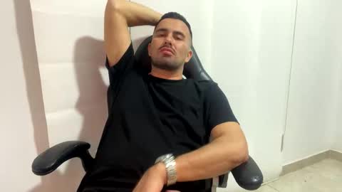 Snapshot of camilor_30 chatting on 04-11-26, 02:38 camilor_30 online show from 04-11-26, 02:38