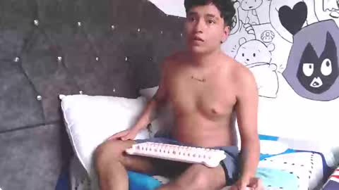 CamilowhiteS online show from 05-25-26, 04:57