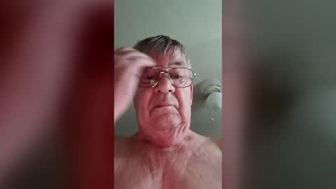 camlover12312345 online show from 07-04-26, 11:38