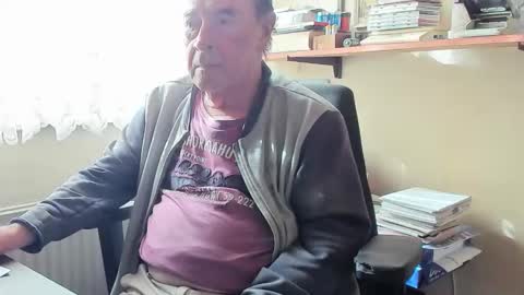 Cammee online show from 04-11-26, 08:29