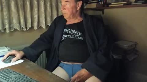 Cammee online show from 04-18-26, 07:18