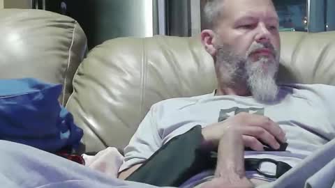 Chris online show from 05-11-26, 12:44
