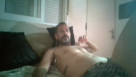 canary_braun online show from 10-22-25, 08:08