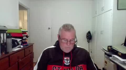 Canberian online show from 09-10-25, 03:28