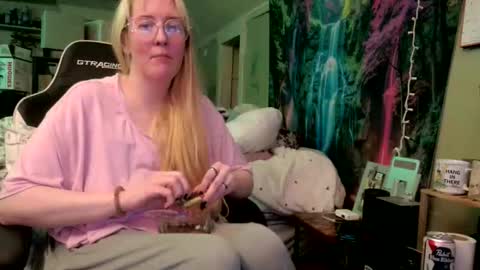 Candi online show from 05-03-26, 06:47