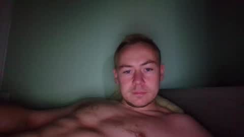 candy_boy_xoxo online show from 05-25-26, 08:42