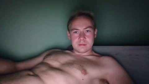Snapshot of candy_boy_xoxo chatting on 06-19-26, 05:28 candy_boy_xoxo online show from 06-19-26, 05:28