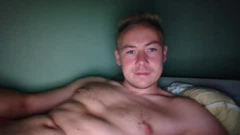 Snapshot of candy_boy_xoxo chatting on 07-15-26, 10:04 candy_boy_xoxo online show from 07-15-26, 10:04