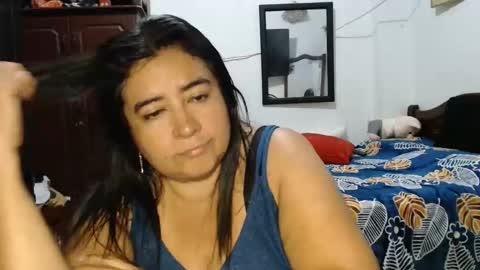 lucy online show from 04-21-26, 09:28