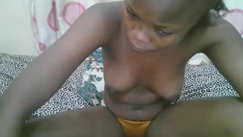 Snapshot of candy_lisah chatting on 03-07-26, 01:13 Lisa online show from 03-07-26, 01:13