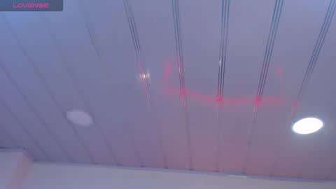 Snapshot of candy_lux_ chatting on 02-15-26, 02:36 Candy online show from 02-15-26, 02:36