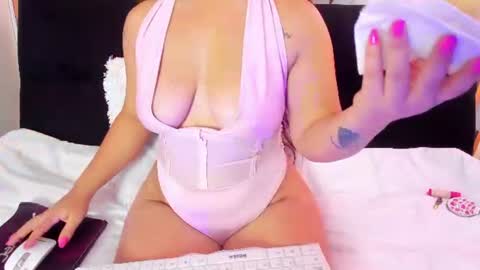 Candy  online show from 06-12-26, 07:24