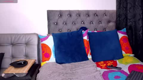 YECENIA - online show from 03-07-26, 05:48