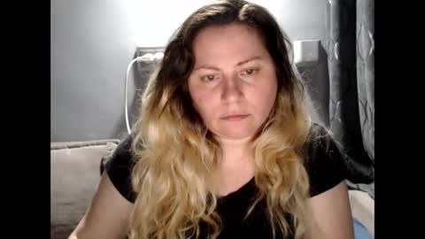 Snapshot of candycream74 chatting on 06-07-26, 11:19 Laura online show from 06-07-26, 11:19